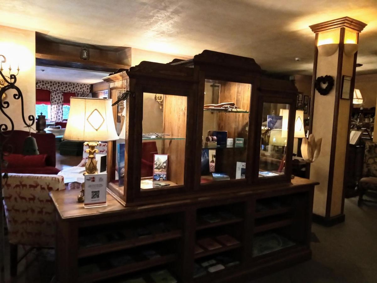 Villa Novecento Romantic Hotel - Estella Hotel Collection & Experience クールマイユール エクステリア 写真