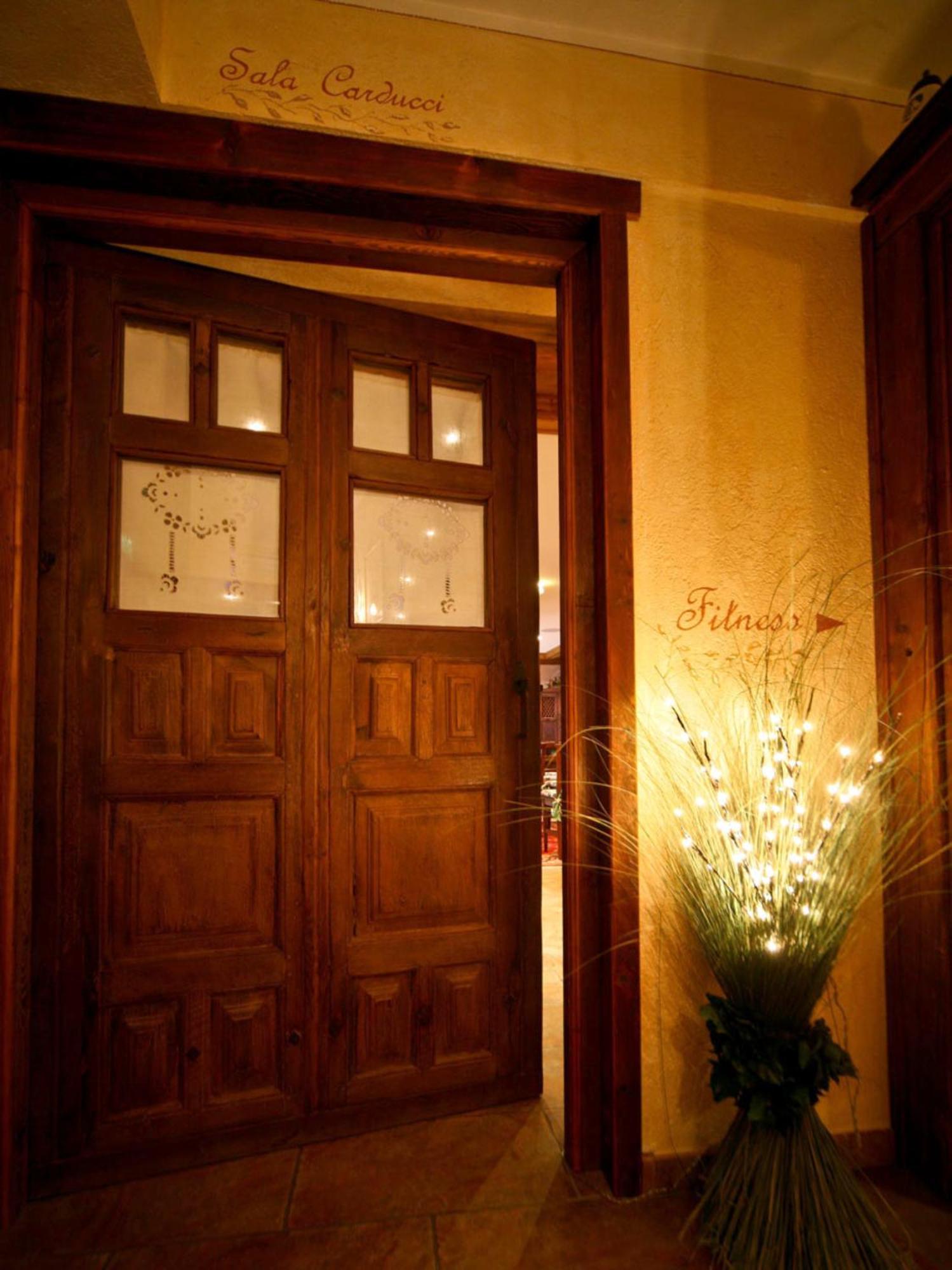 Villa Novecento Romantic Hotel - Estella Hotel Collection & Experience クールマイユール エクステリア 写真