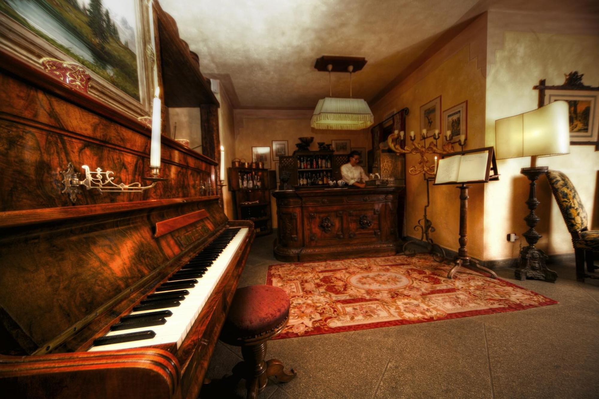 Villa Novecento Romantic Hotel - Estella Hotel Collection & Experience クールマイユール エクステリア 写真