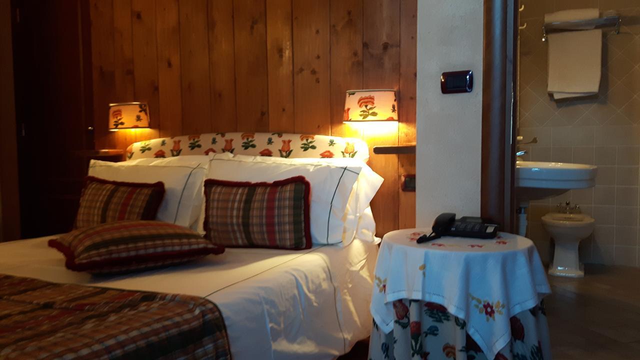 Villa Novecento Romantic Hotel - Estella Hotel Collection & Experience クールマイユール エクステリア 写真